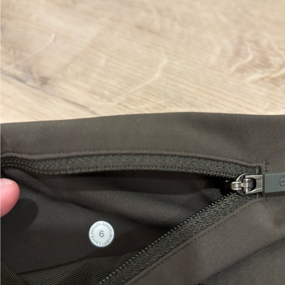 Lululemon Green Speed Up Mid Rise Leggings - Picture 2 of 5